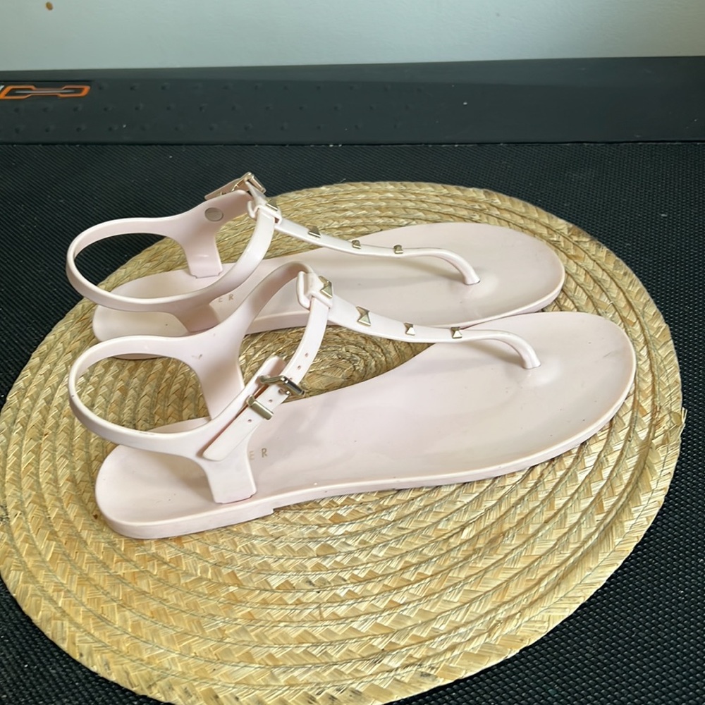 Ted Baker Rubber Lush Pink Bow Accent Sandals Size 41